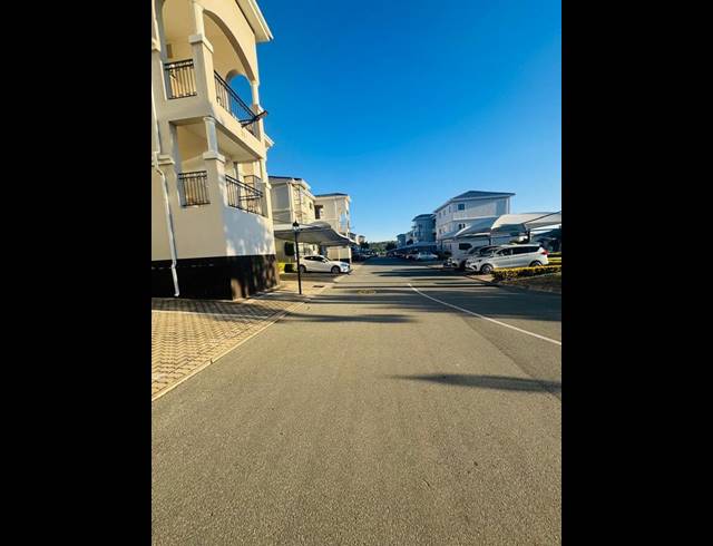 3 BEDROOM APARTMENT FOR SALE IN FOURWAYS